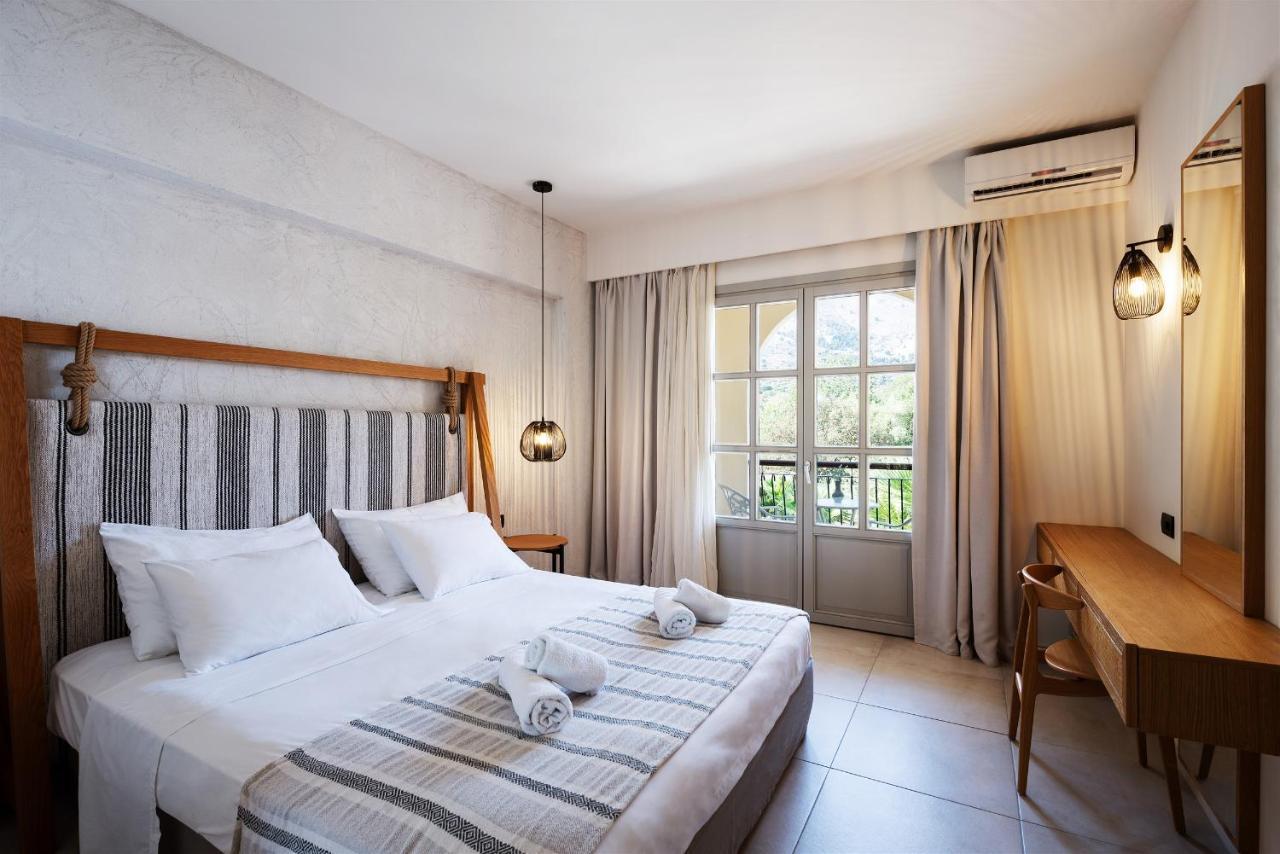 Pedi Beach Hotel Symi Exterior photo